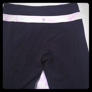 EUC Lululemon Moon yoga pants